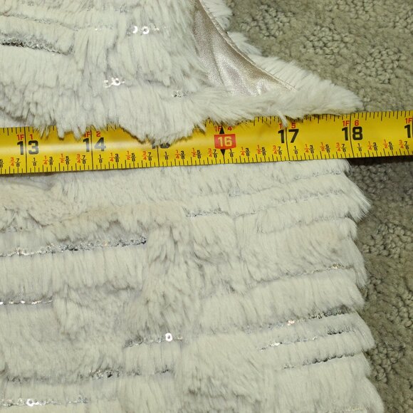 STUNNING! Milly Women's Size M Cream Faux Fur Silver Sequin Vest - Picture 5 of 5